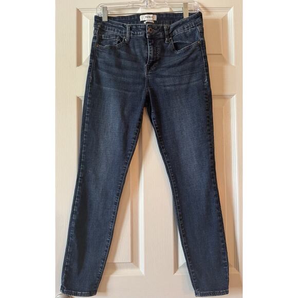 Pistola Jeans Women’s Mid Rise Skinny Leg Medium Wash Size 29 - Picture 1 of 9